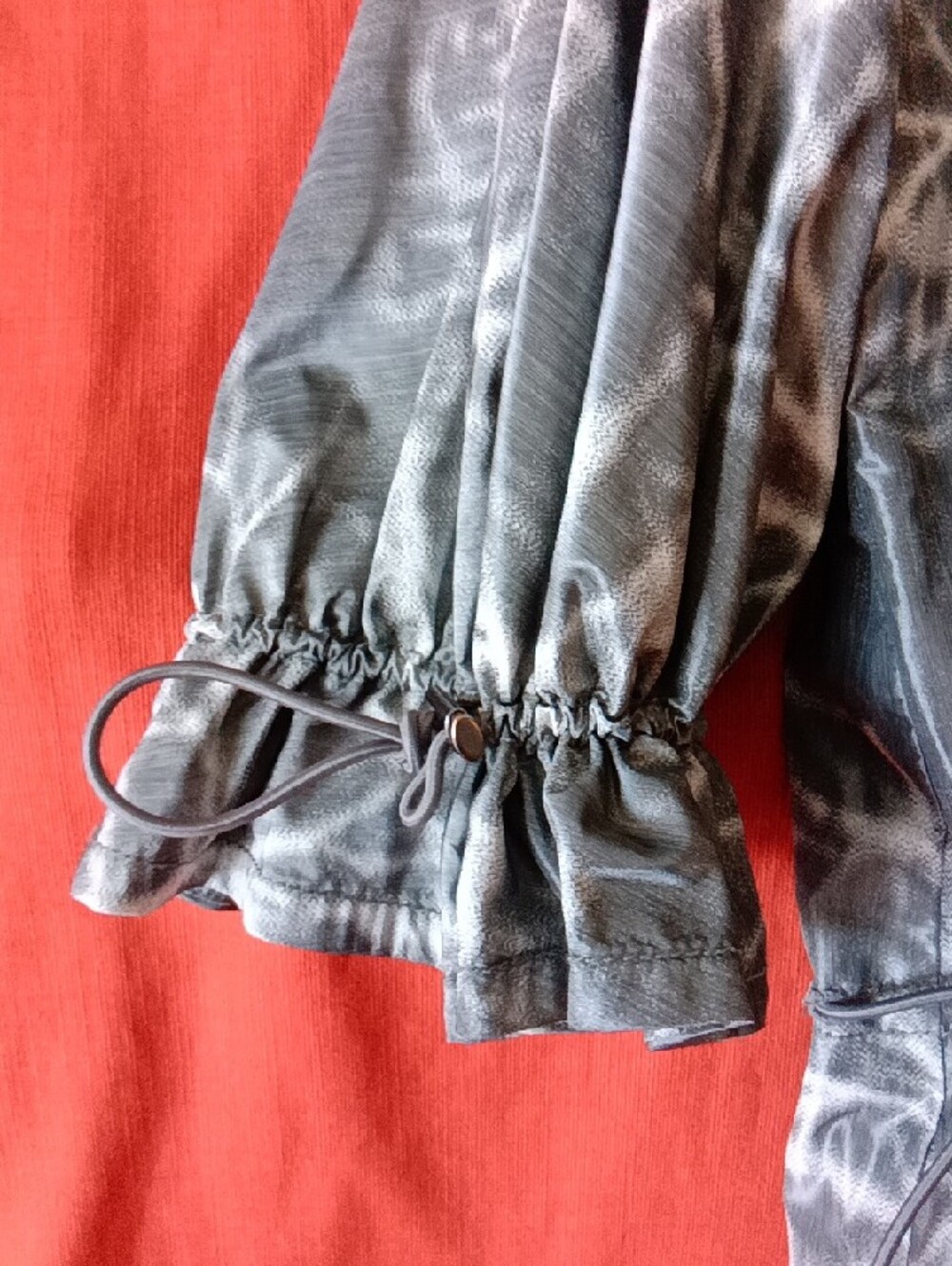 Kenneth Cole New York Gray Patterned Drawstring Utility Jacket - Picture 5 of 8